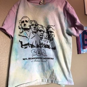 tie die graphics tee from Mt Rushmore KOA.